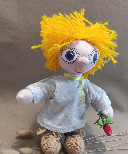 Текстильная игрушка "Домовенок Веснушка" в интернет-магазине Своими Руками