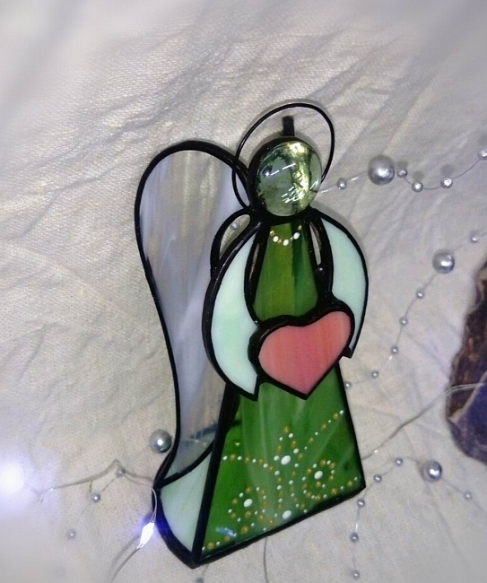 Подсвечник из стекла "Ангел с валентинкой" в интернет-магазине Своими Руками