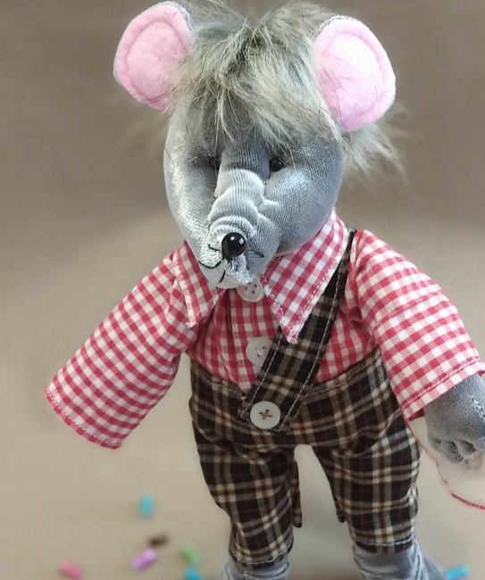 Текстильная игрушка "Мистер Мышь" в интернет-магазине Своими Руками