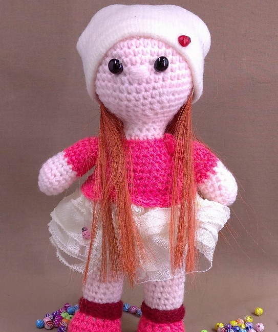 Вязаная игрушка "Кукла Даша" в интернет-магазине Своими Руками