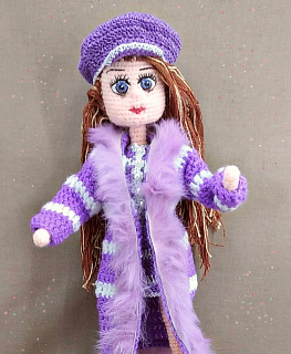 Вязаная игрушка "Кукла модница" в интернет-магазине Своими Руками