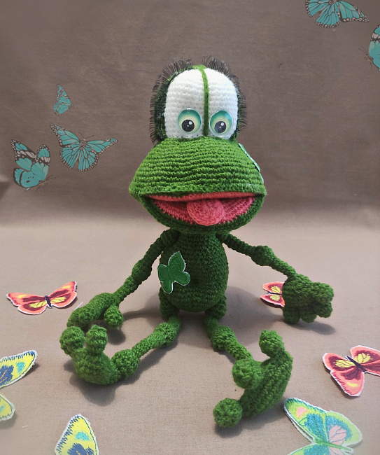 Вязаная игрушка "Лягушонок Квак" в интернет-магазине Своими Руками