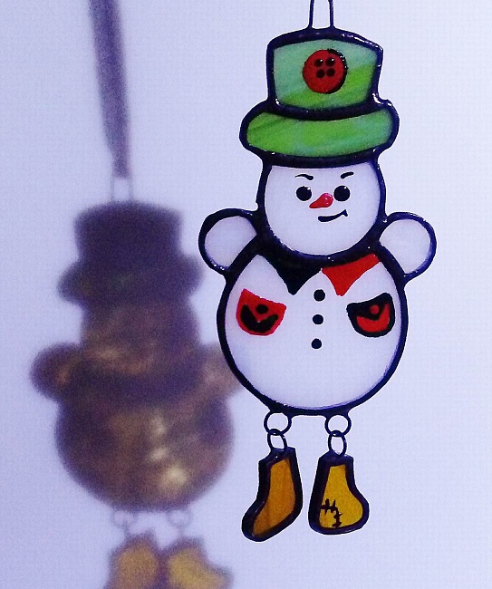 Новогоднее украшение из стекла "Снеговик" в интернет-магазине Своими Руками