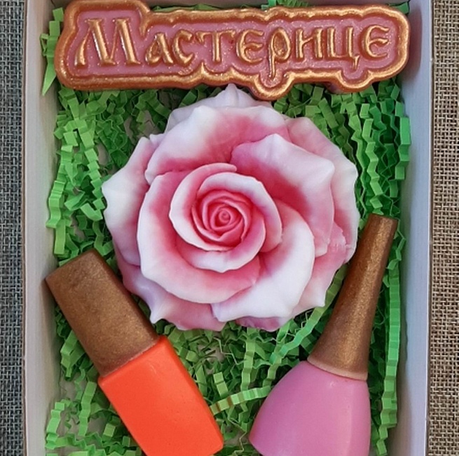 Набор сувенирного мыла "Мастеру маникюра" в интернет-магазине Своими Руками