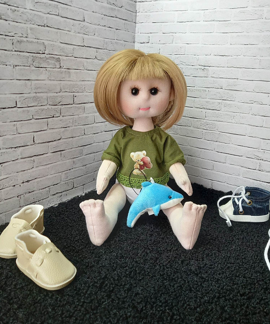 Текстильная игровая кукла с гардеробом в интернет-магазине Своими Руками