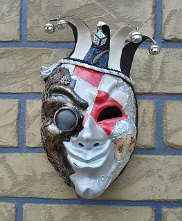 Венецианская маска из папье маше "Джокер 3" в интернет-магазине Своими Руками
