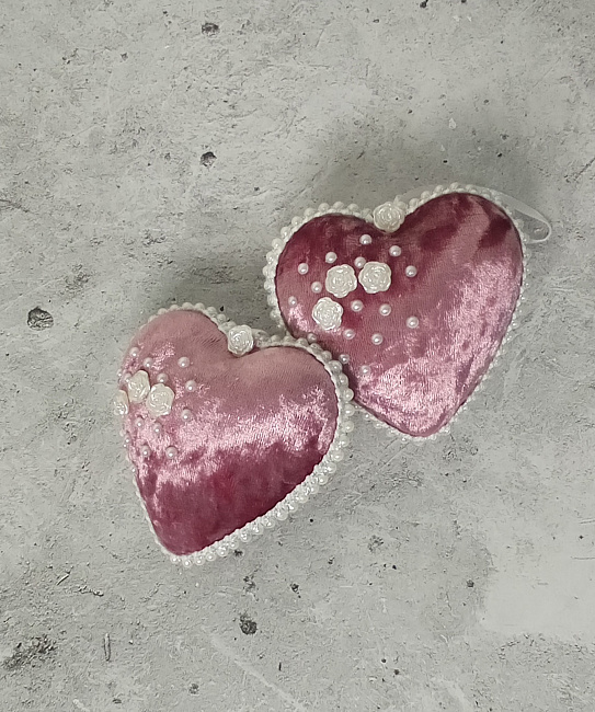 Елочная игрушка "Сердечко" в розовом в интернет-магазине Своими Руками