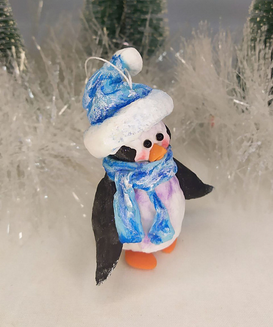 Ватная елочная игрушка "Пингвиненок 6" в интернет-магазине Своими Руками