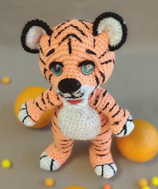 Вязаная игрушка "Тигрушка" в интернет-магазине Своими Руками